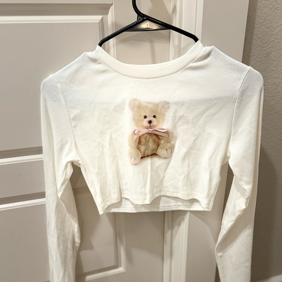 Edikted Cream Teddy Bear Crop Top - Picture 2 of 4